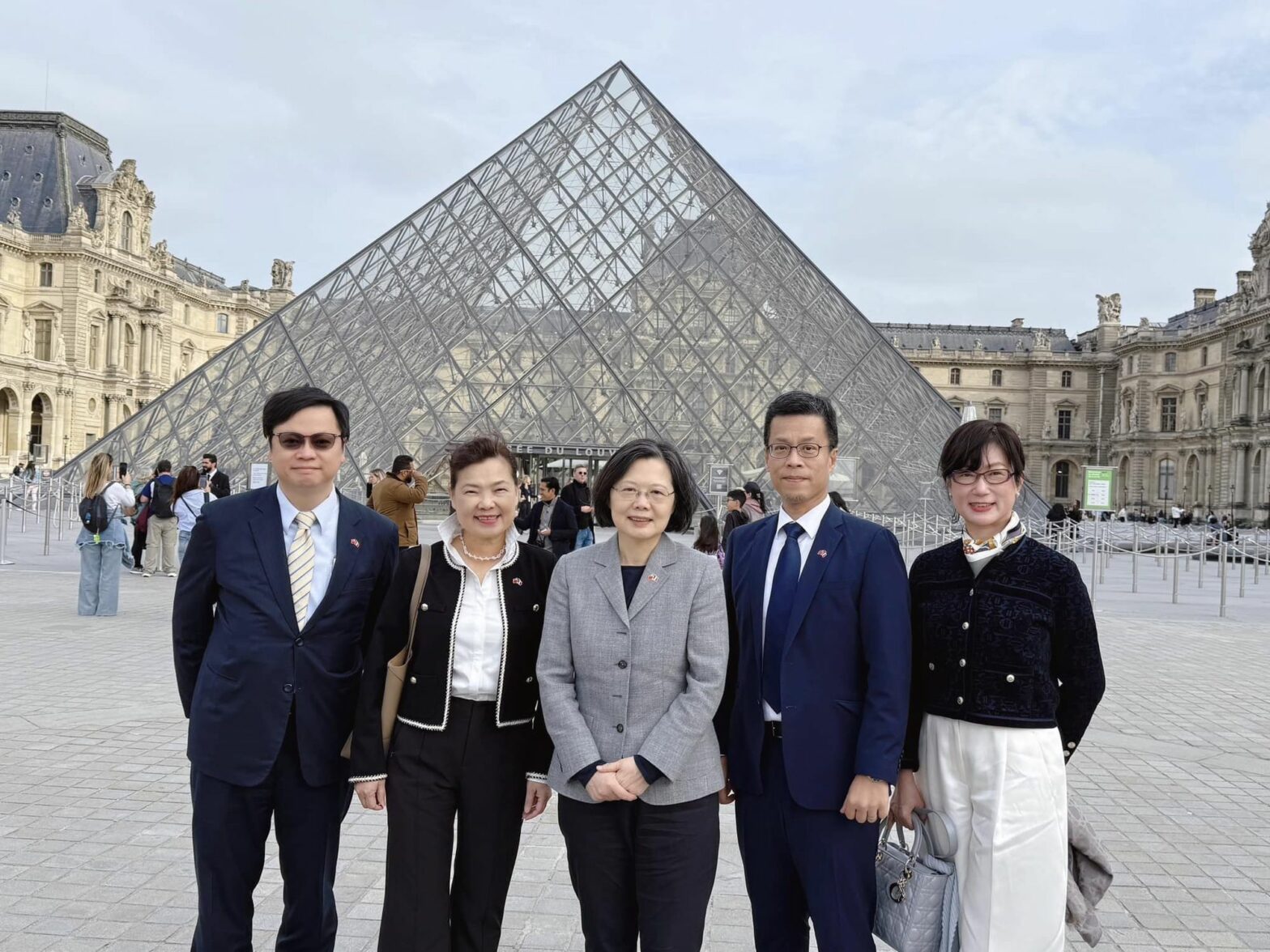 On facebook former president of Taiwan I have arrived in Paris, France. Today, I will go to the Louvre, and I will also meet and exchange with good friends of France, continue to convey Taiwan's belief in democracy, freedom and human rights, and deepen the partnership with France.