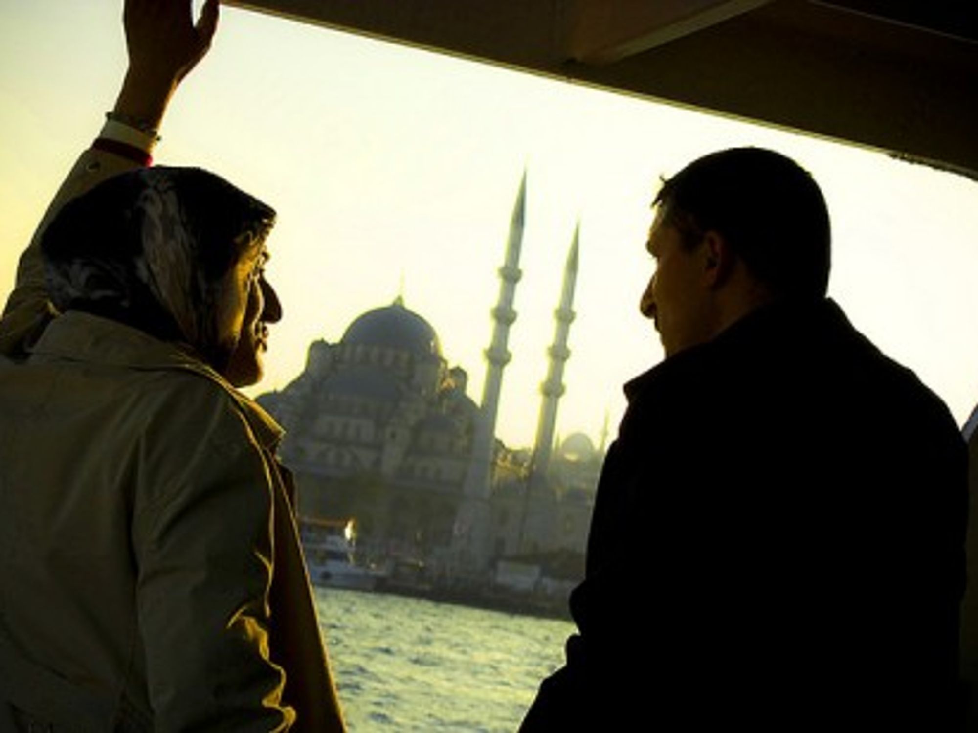 On the Bosporus (overfly)