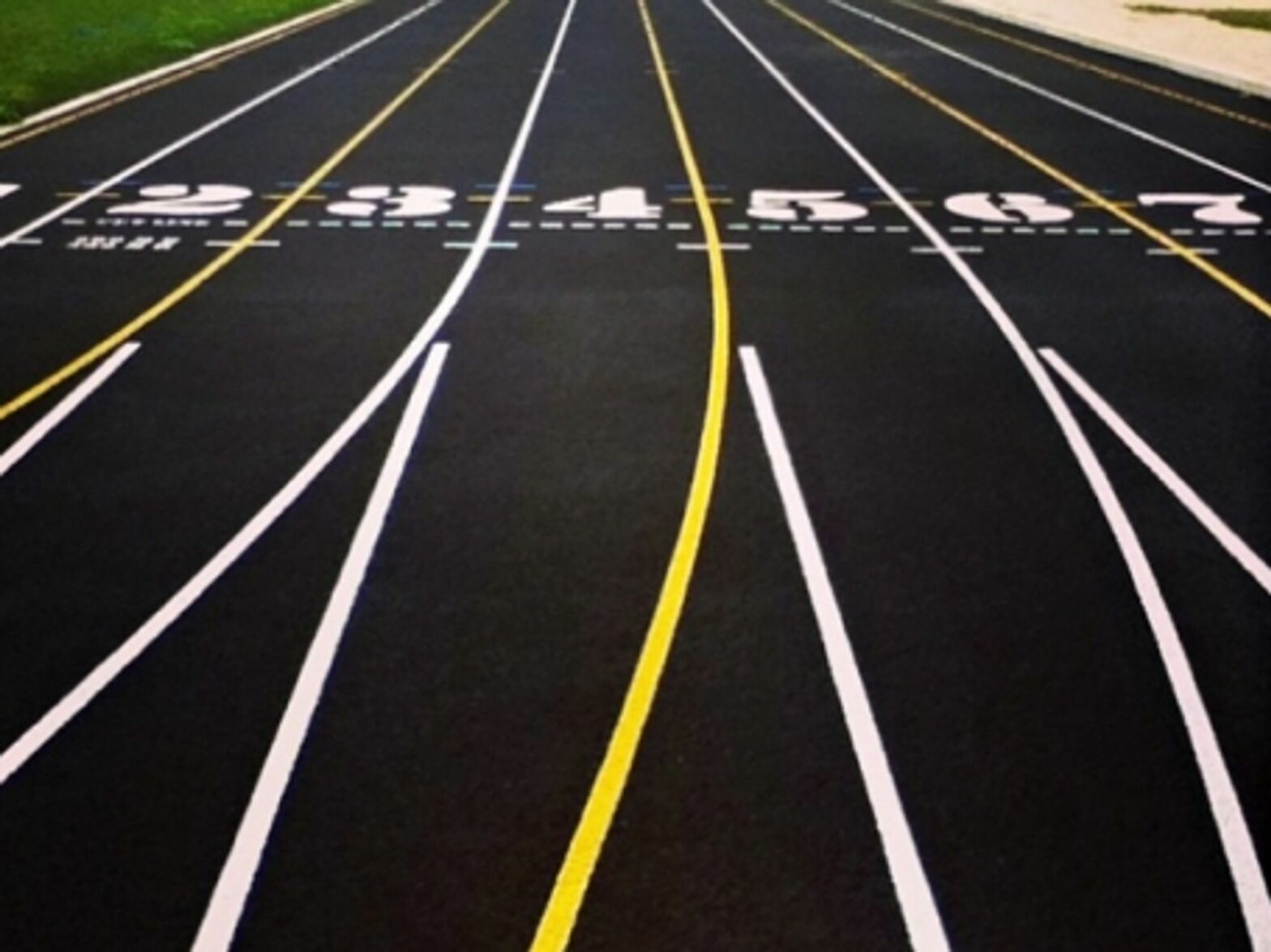 On your mark...what a clean track looks like
