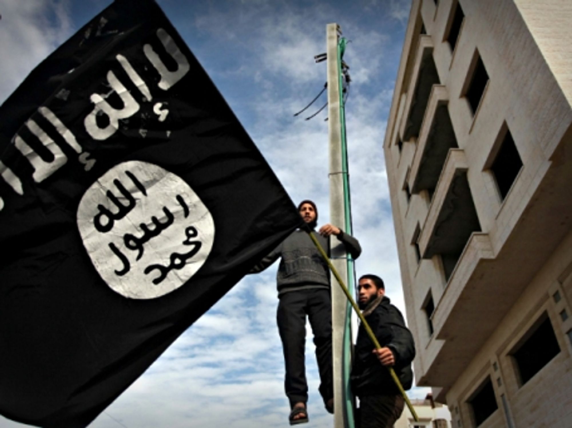 Palestinian Salafists wave ISIS flags in Gaza City