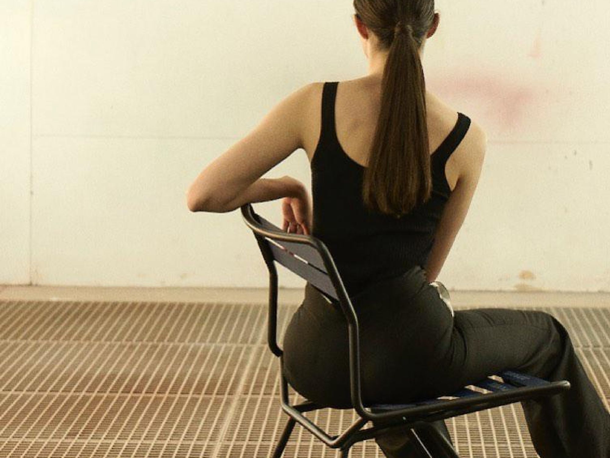 What Makes A Comfortable Chair? Ergonomics Isn't Everything
