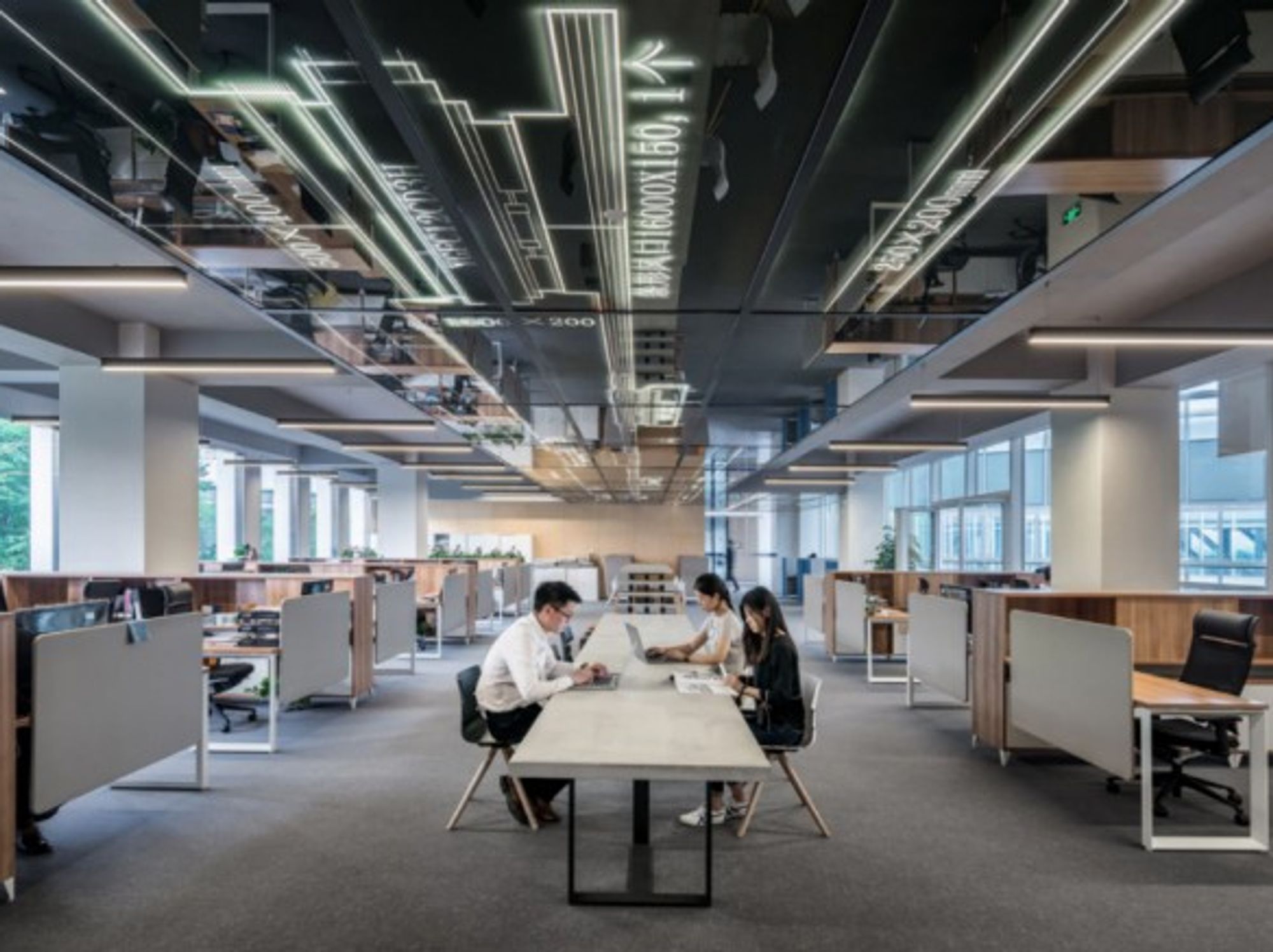 Personalized workspaces mean more creative & focused employees
