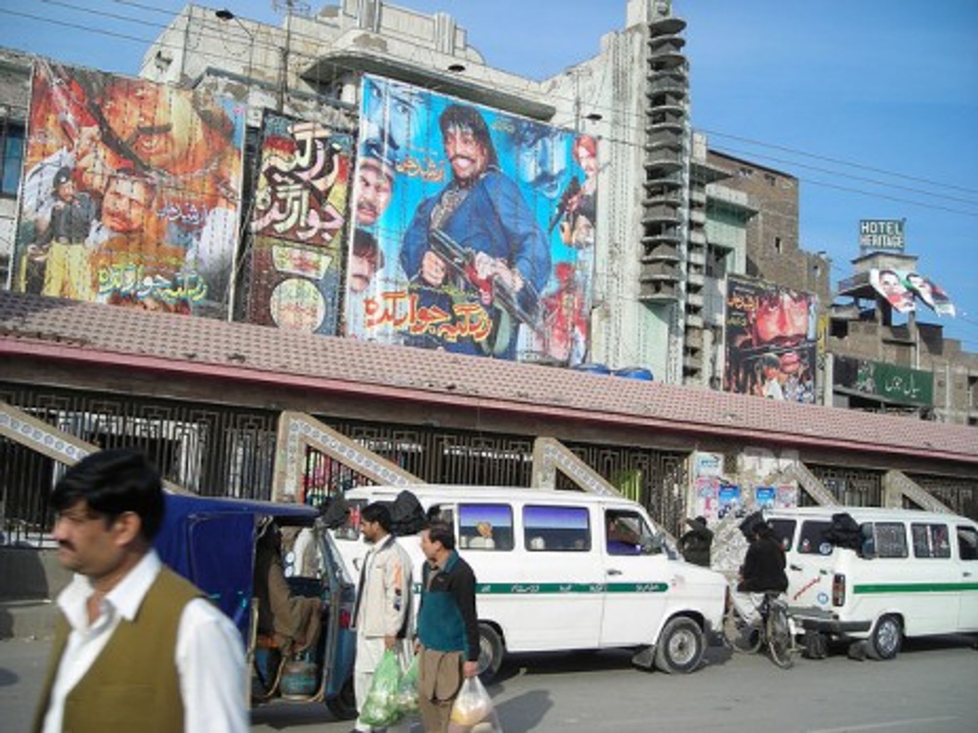 Peshawar, a city of contradictions (Mirjee)