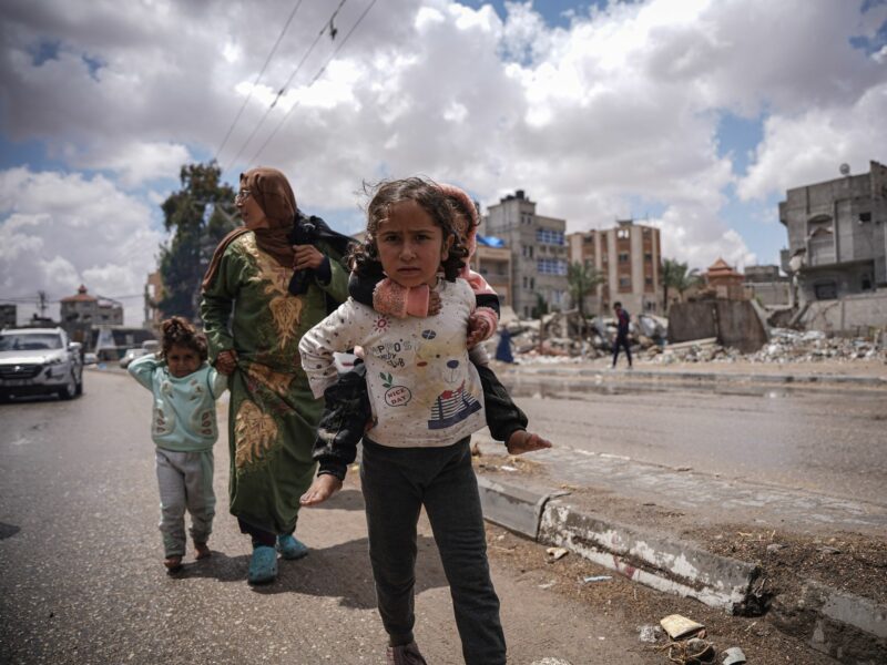Photo of a a family fleeing Rafah, Gaza, after Israeli Defense Forces ordered the evacuation of parts of the city.