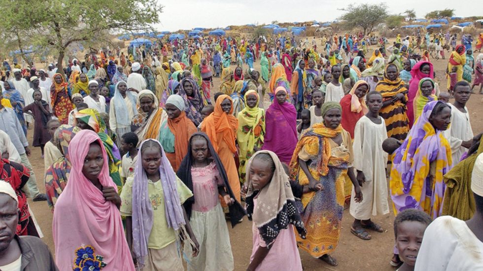 Photo of a crowd in Darfur