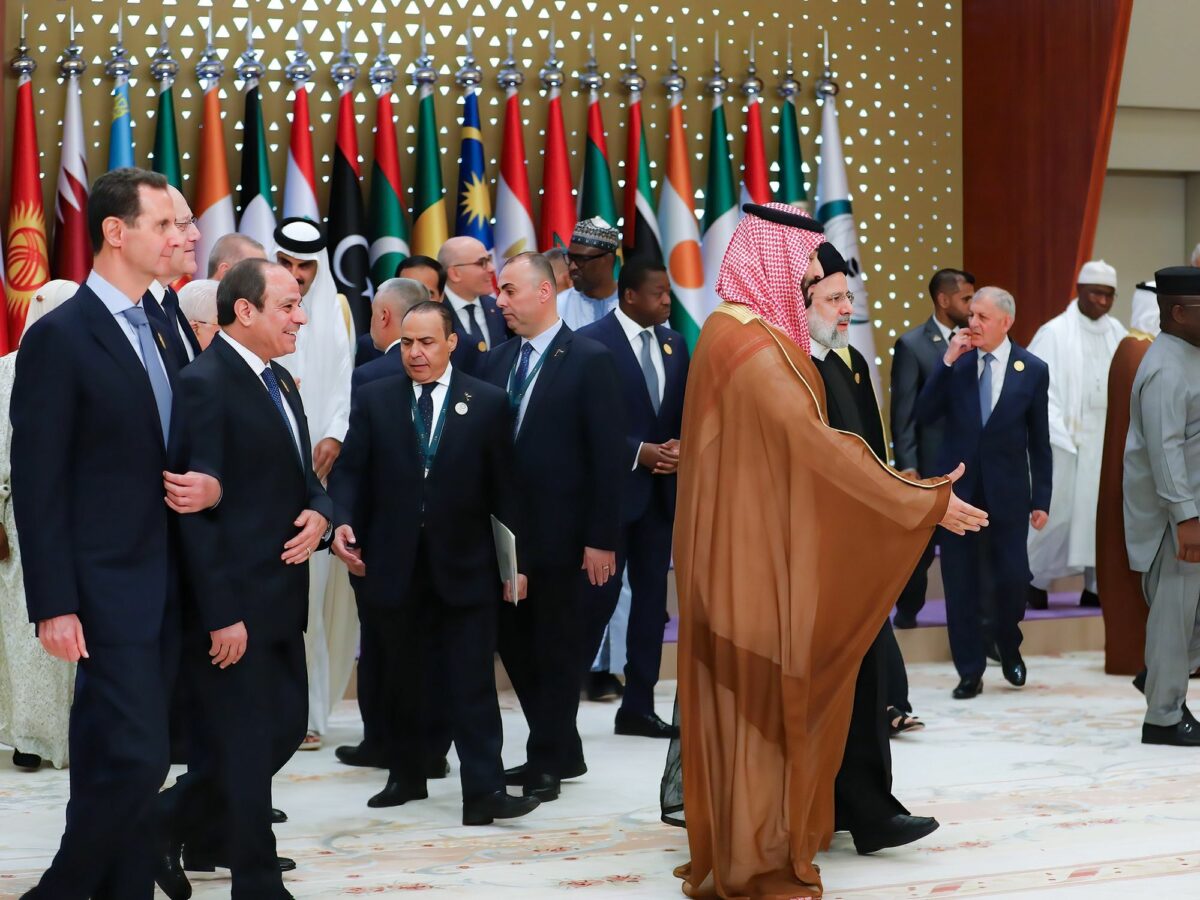 Photo of a gathering of Arab world leaders in Riyadh, Saudi Arabia on November 11, 2023.