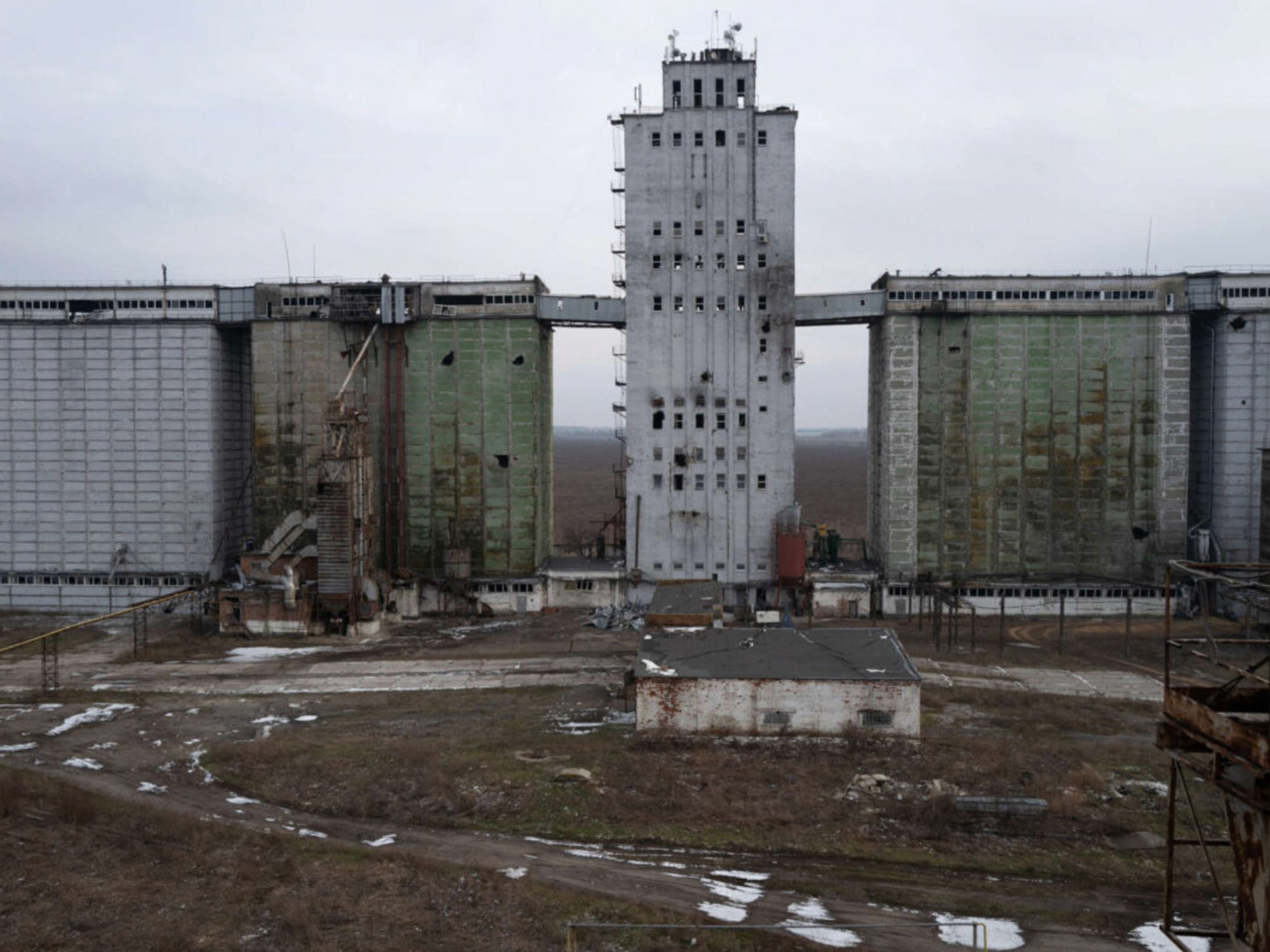 Photo of a grain storage destroyed in the war