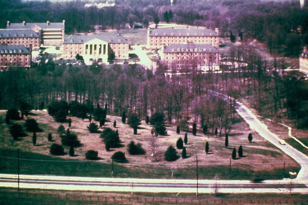 photo of a hospital campus