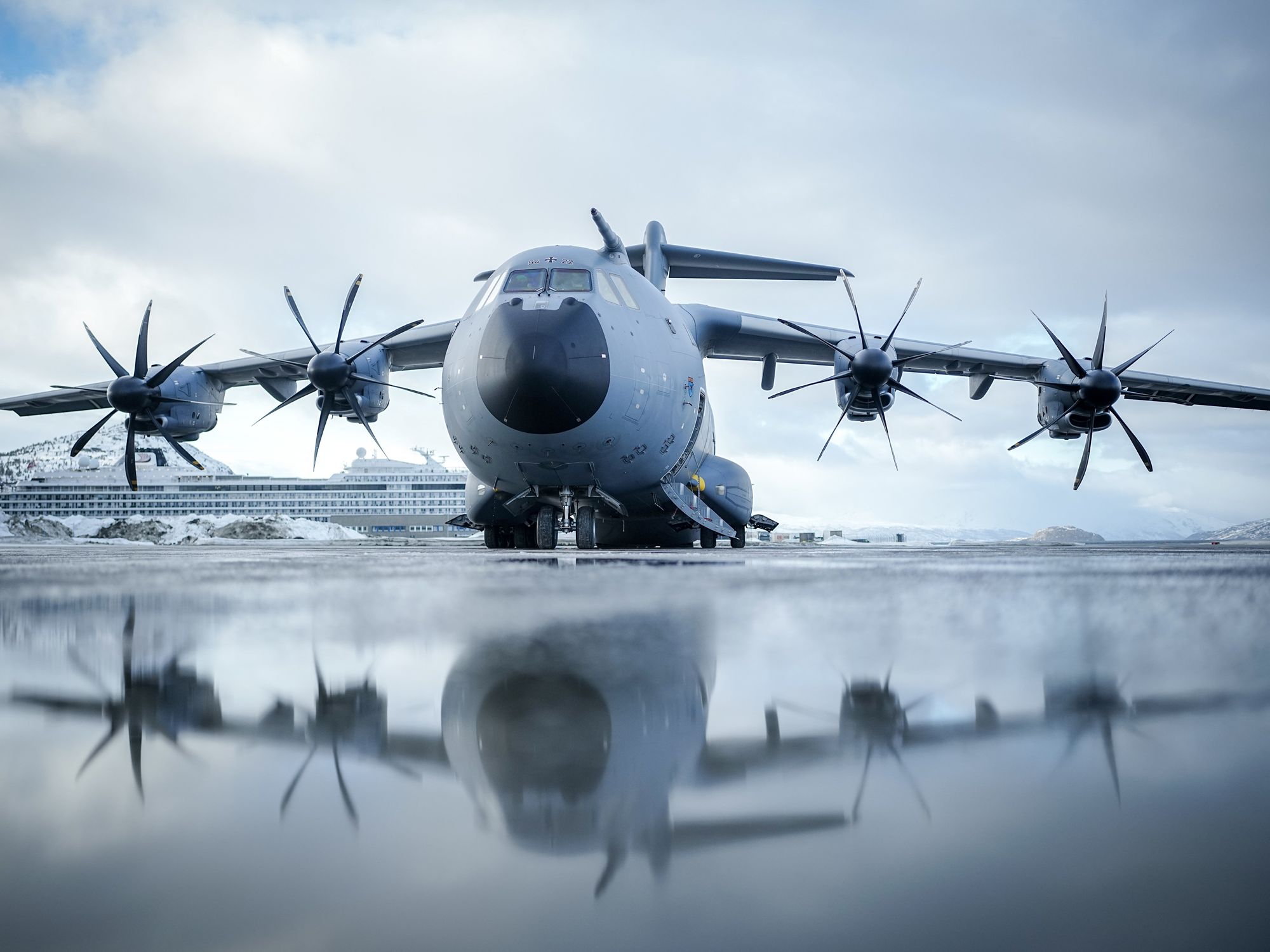 photo of a huge airbus a400m transport plane