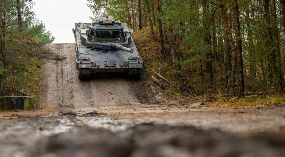 Photo of a leopard tank