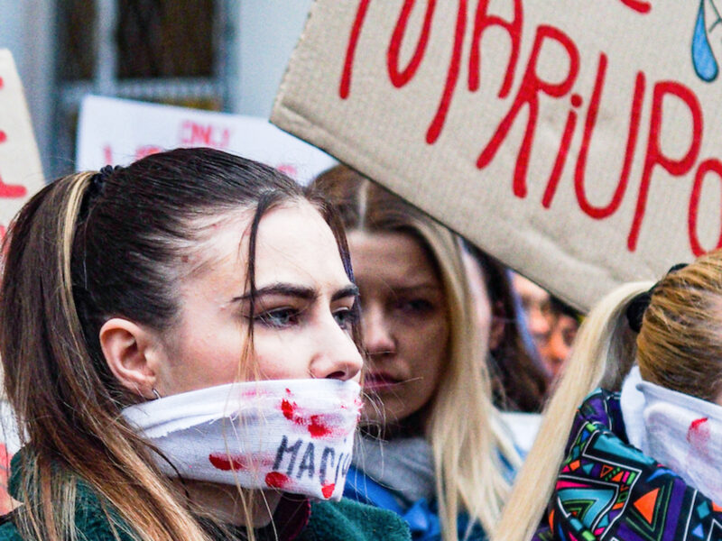 Photo of a protest in support of Mariupol in Warsaw, Poland, on April 21