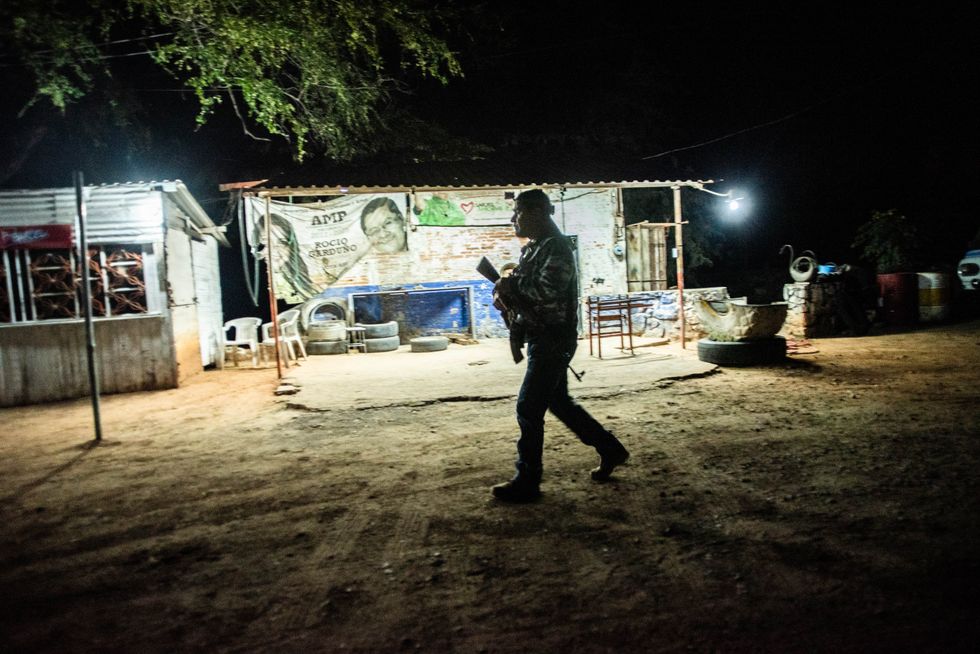 Photo of a soldier on a night patrol in Mexico