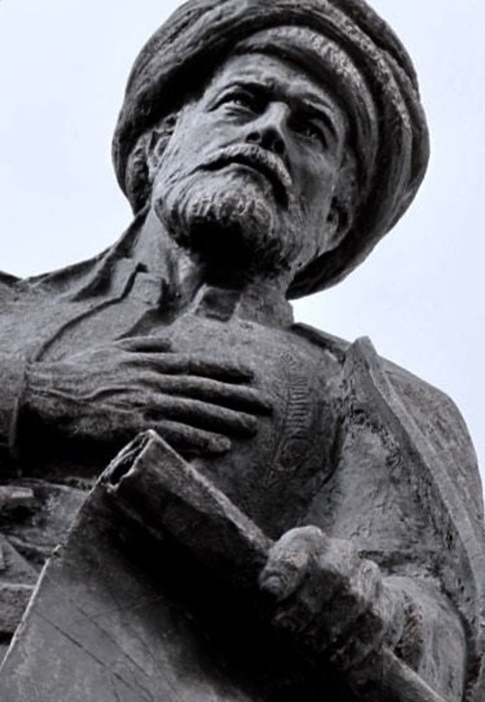 Photo of a statue of Ottoman navigator, geographer and cartographer Piri Reis