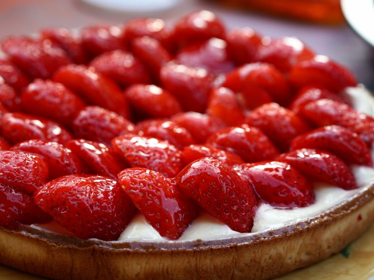 photo of a strawberry tarte