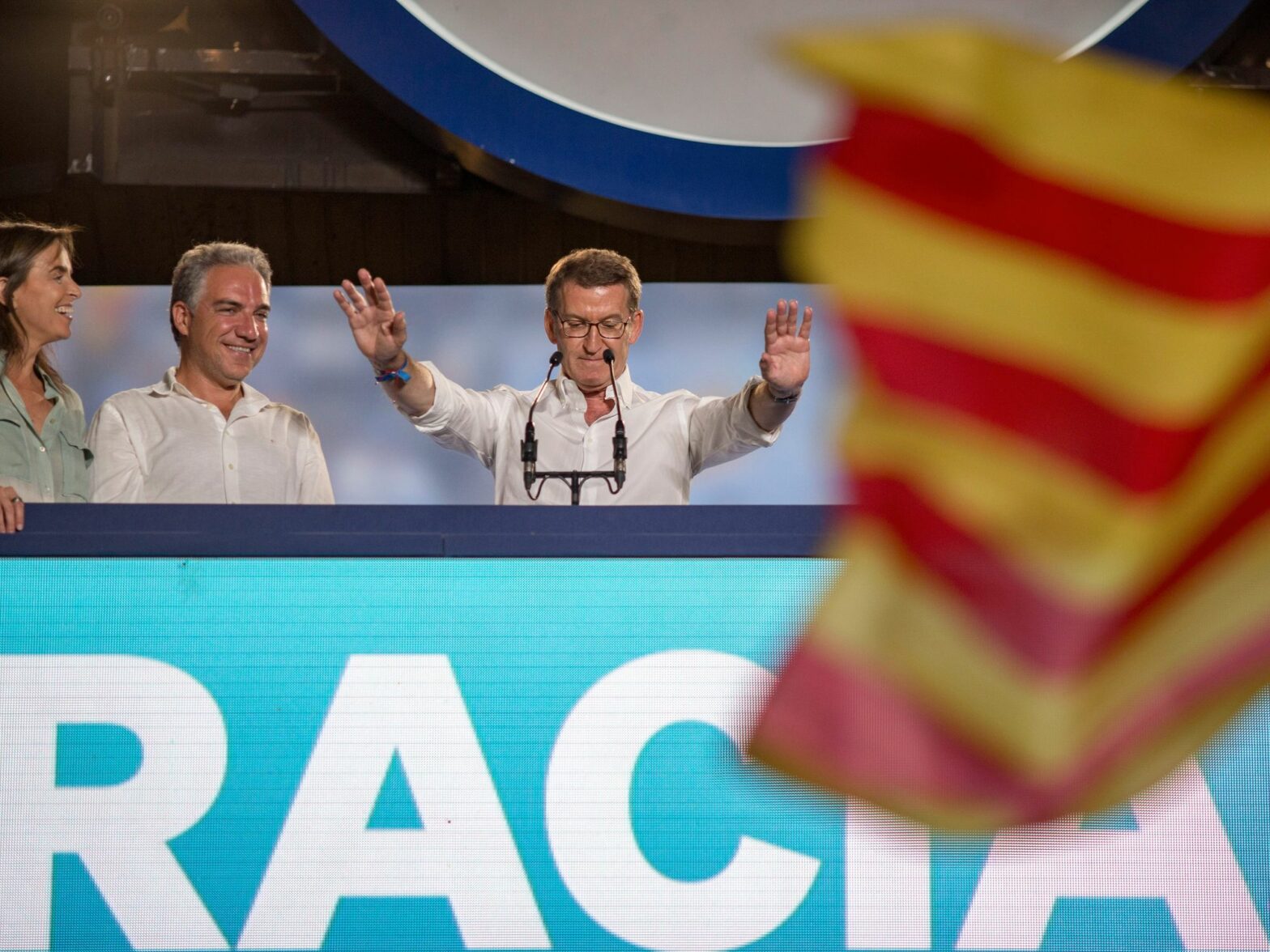 Photo of Alberto Nuñez Feijoo, leader of the PP, delivering a speech in Madrid after yesterday's election
