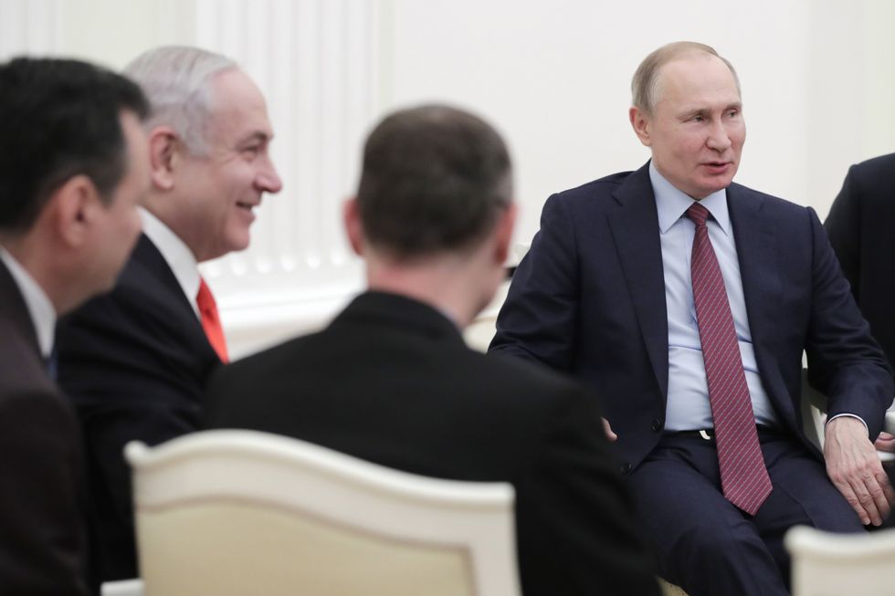 Photo of Benjamin Netanyahu and Vladimir Putin 2020 meeting