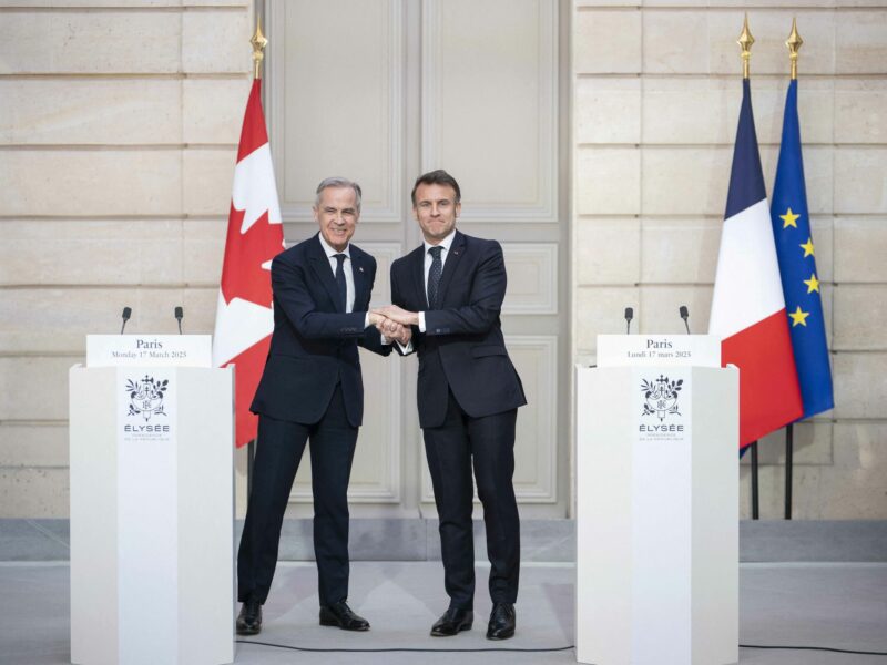 photo of carney and macron