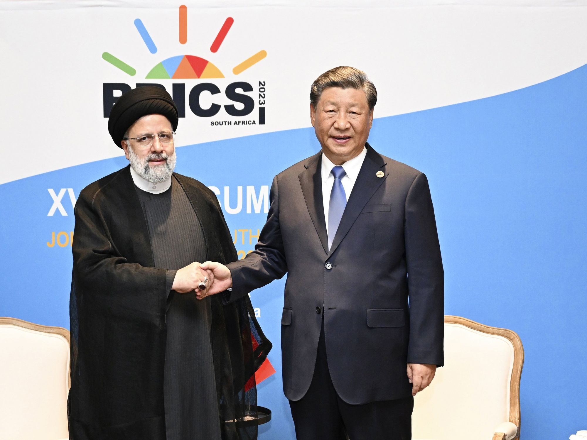 Photo of Chinese President Xi Jinping and Iranian President Ebrahim Raisi
