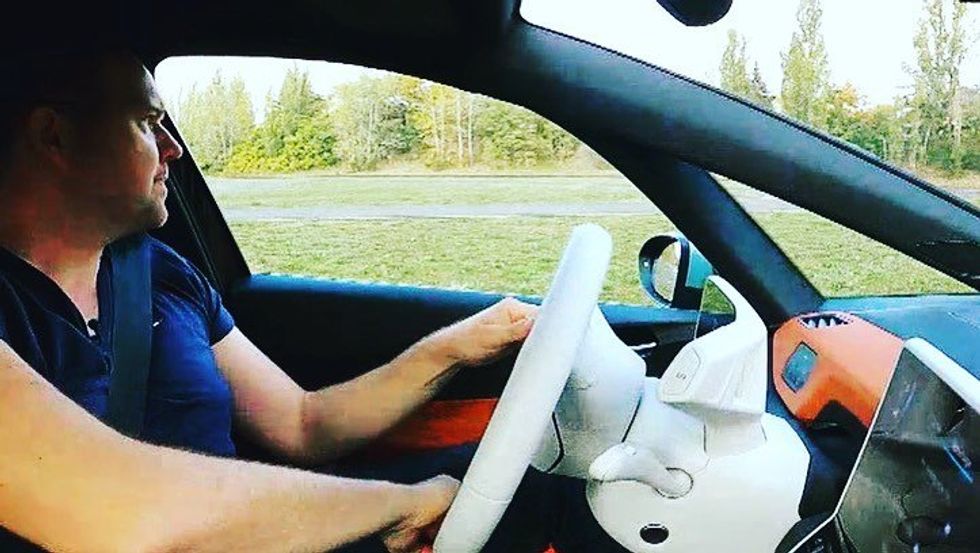 Photo of ​Die Welt journalist Nando Sommerfeldt driving