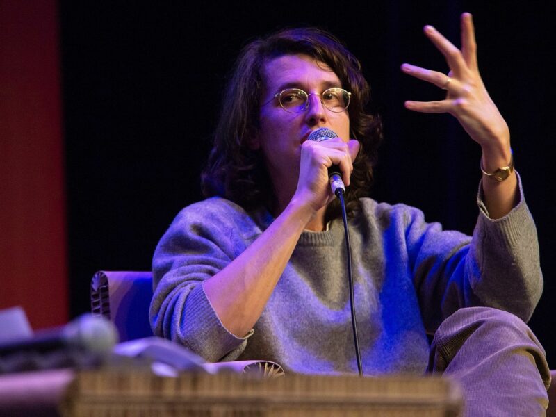 Photo of ​French cartoonist Bastien Vivès speaking at the Festival d'Angoulême 2022.