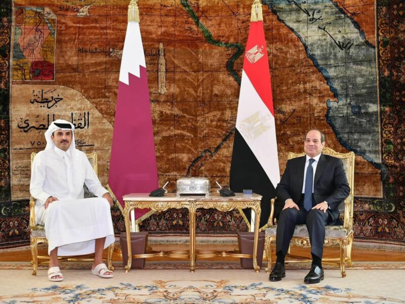 Photo of Egyptian President Abdel-Fattah al-Sisi and Qatari Emir Sheikh Tamim bin Hamad Al