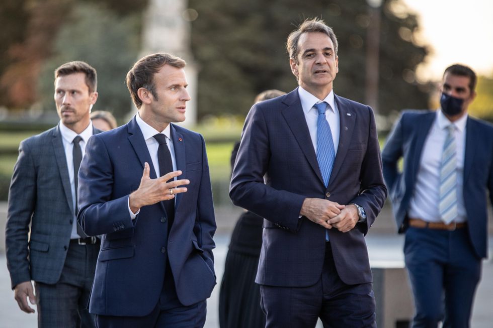 Photo of French President Emmanuel Macron and Greek Prime Minister Kyriakos Mitsotakis on September 27 in Paris