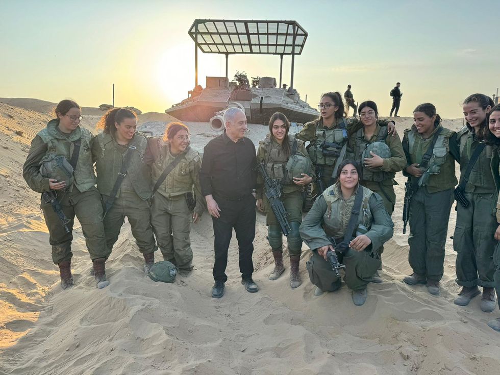 Photo of Israel's Prime Minister Benjamin Netanyahu on the border of Gaza with the Israel Defense Forces