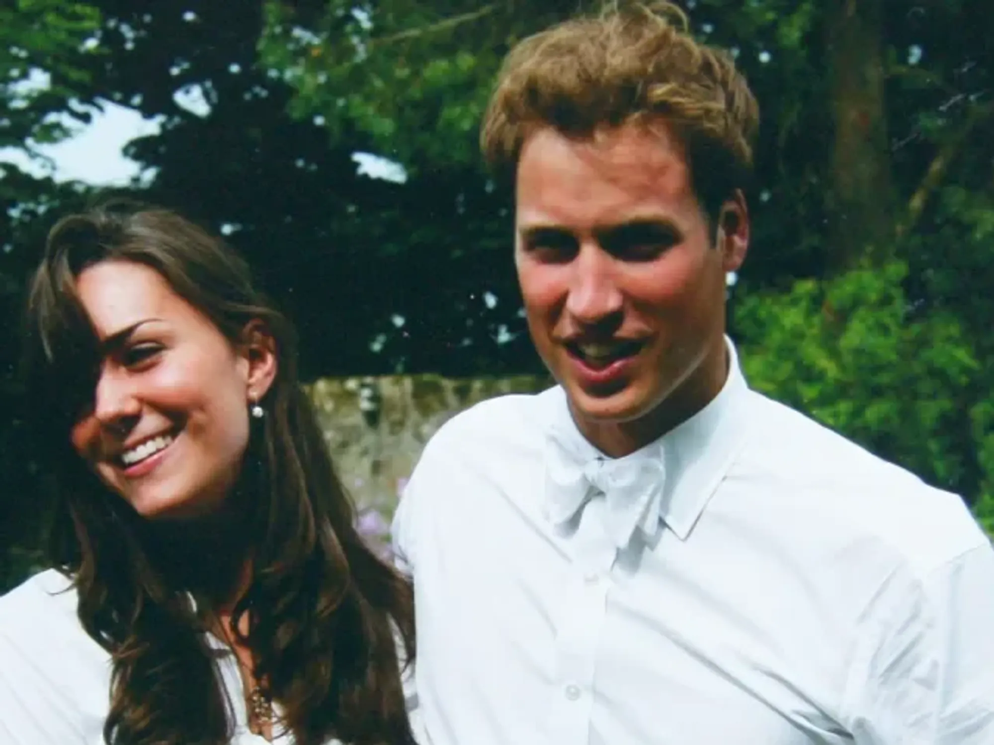 Photo of Kate Middleton and Prince William when they first were dating