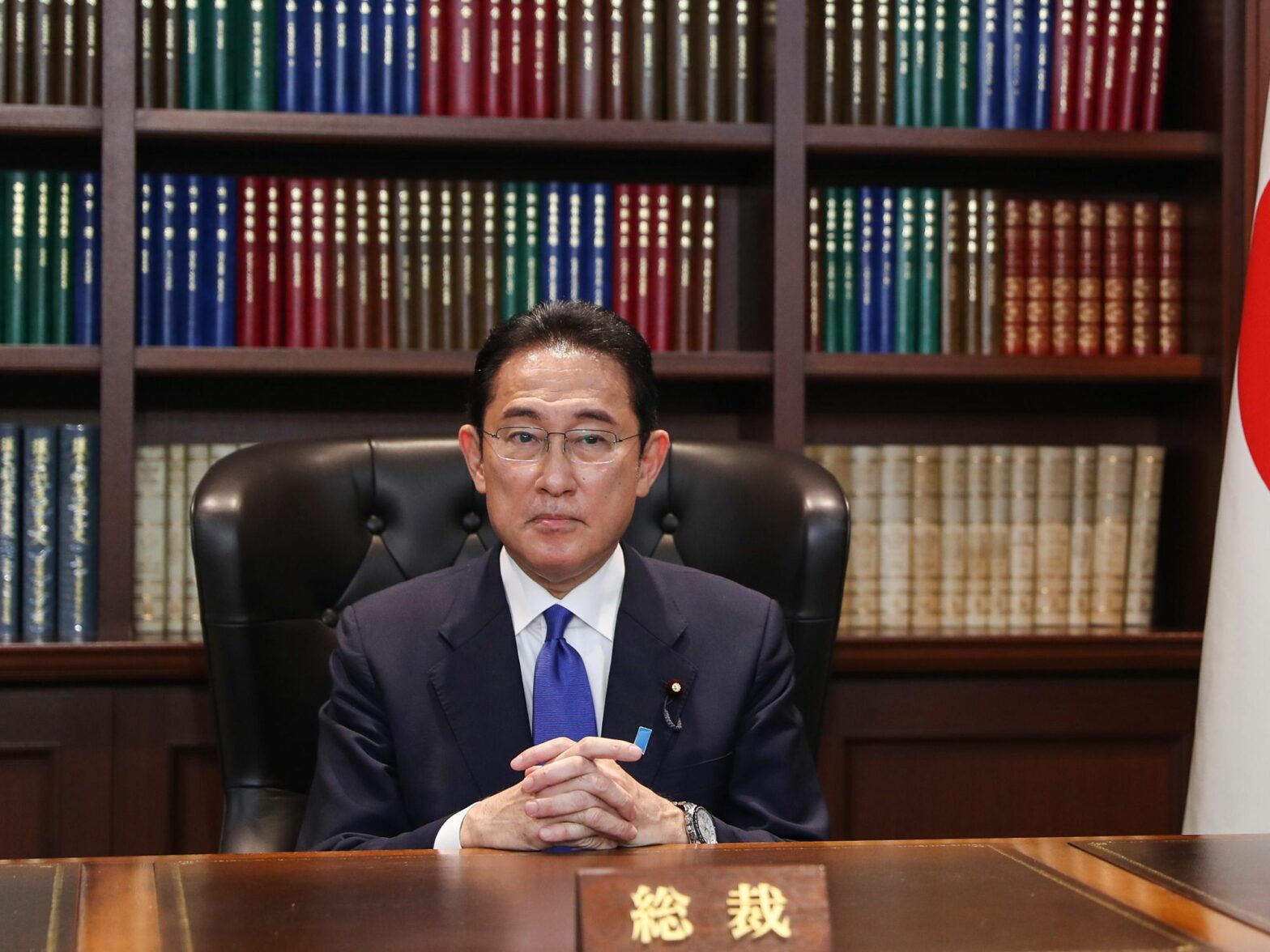 Photo of new Japanese Prime Minister Fumio Kishidaposing for a portrait in Tokyo on Sept. 29