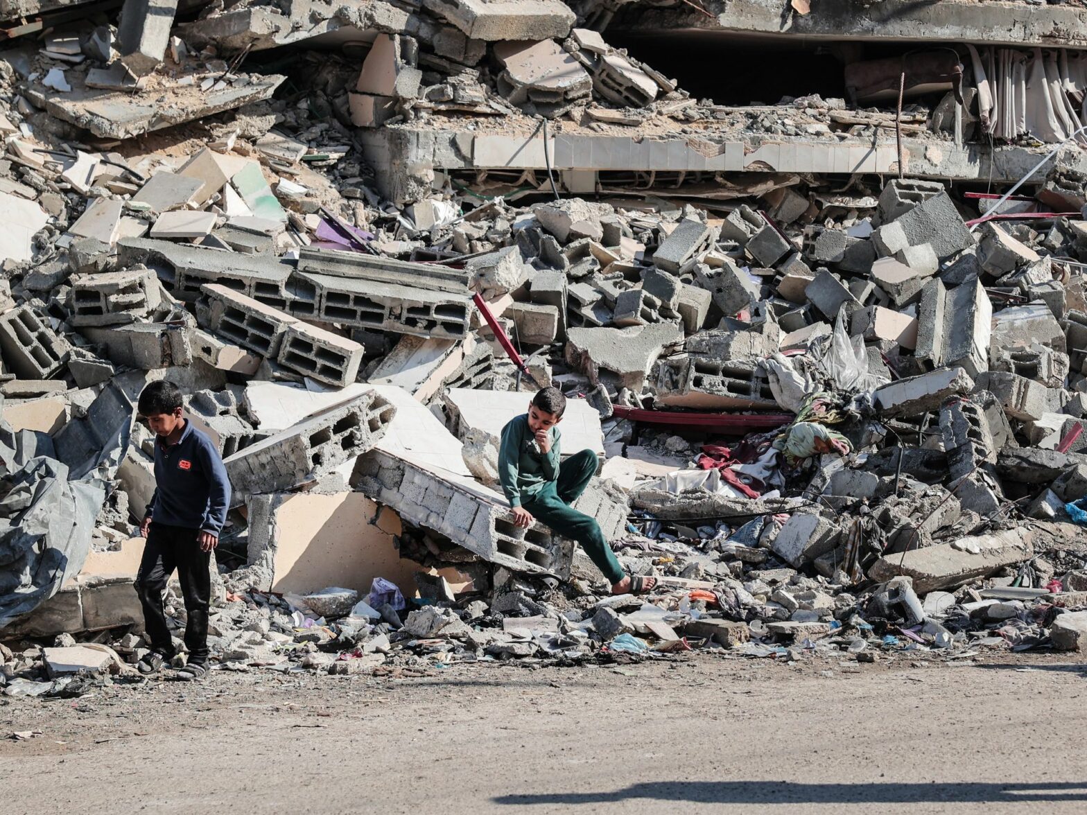 Photo of Palestinian children amid the rubble in Rafah, southern Gaza, on Dec. 19