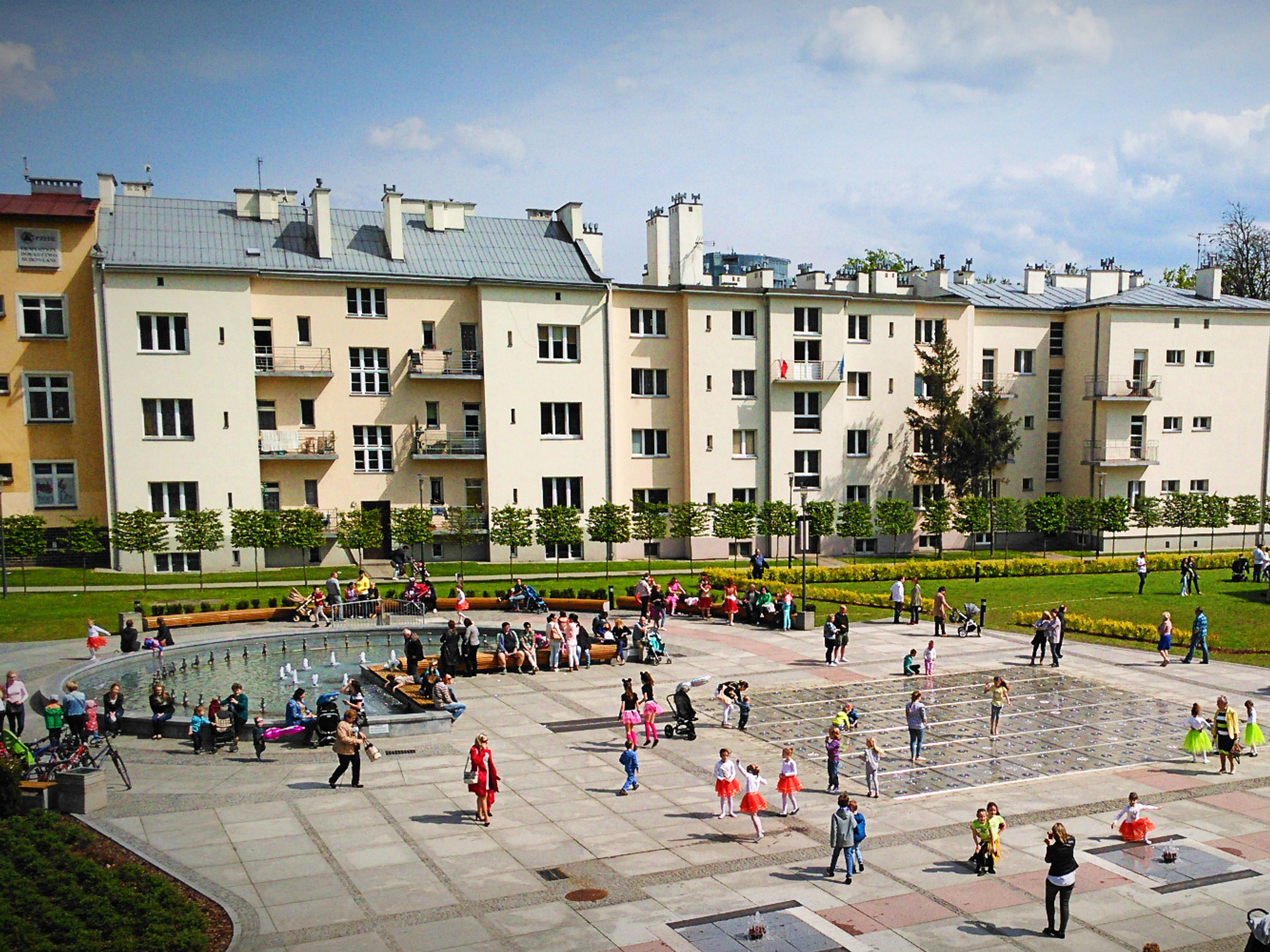 Photo of people near fountains in ​one of Rzeszów's main squares