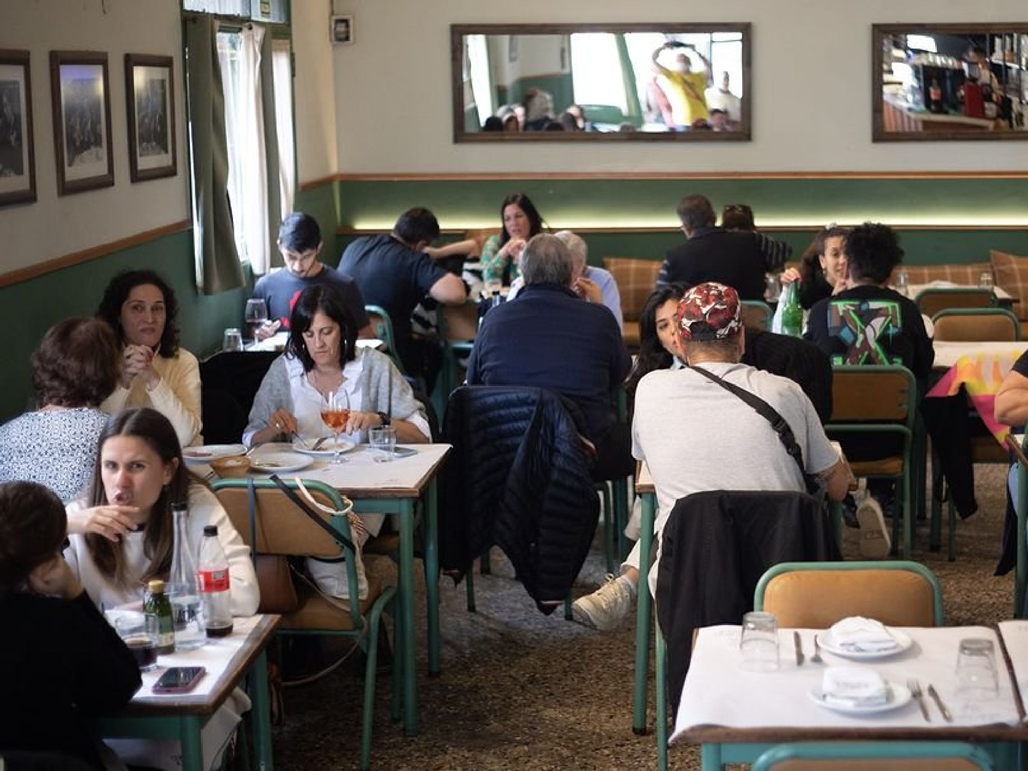 Photo of people sitting at a restaurant in Argentina