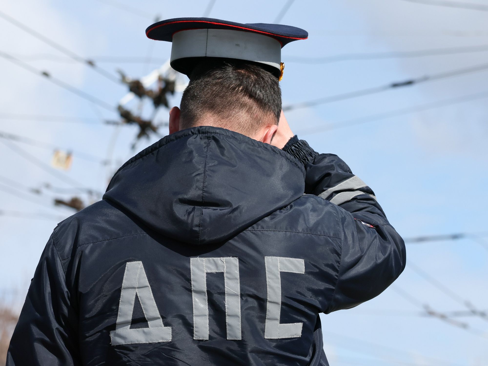 Photo of police officer in Crimea