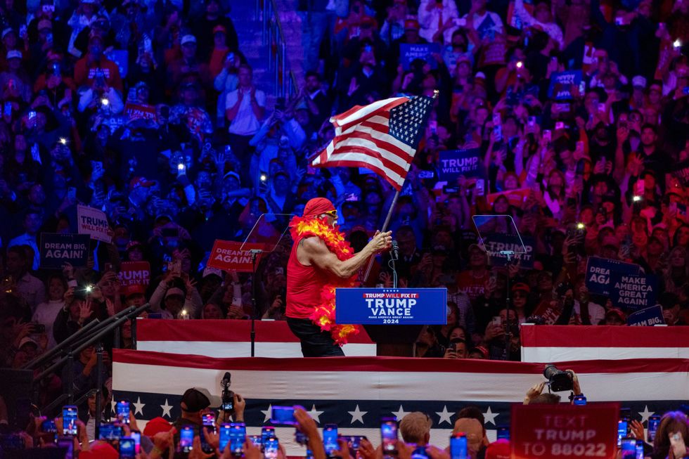 photo of pro wrestler Hulk Hogan at a Trump rally