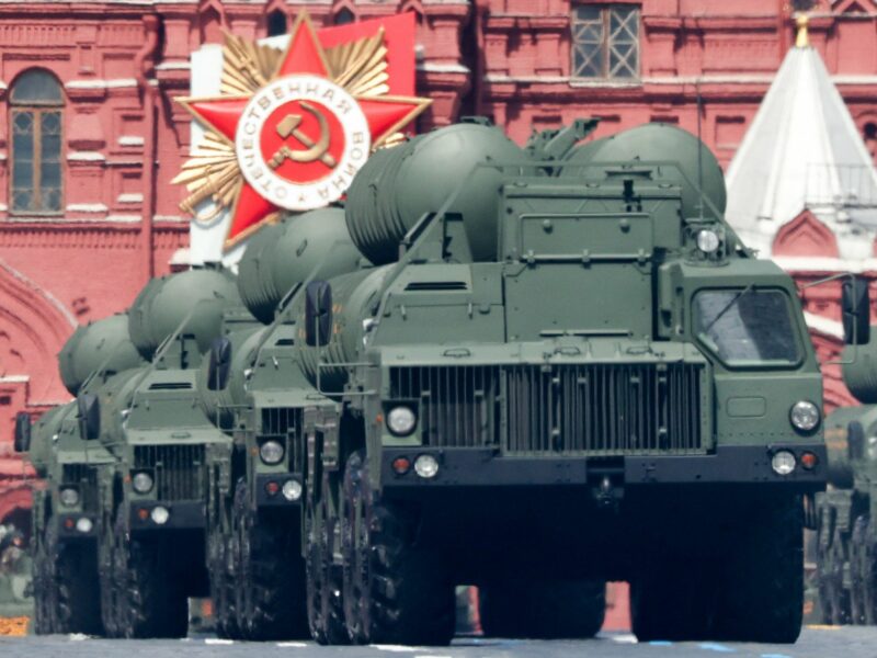 Photo of S-400 missile systems rolling down Moscow's Red Square