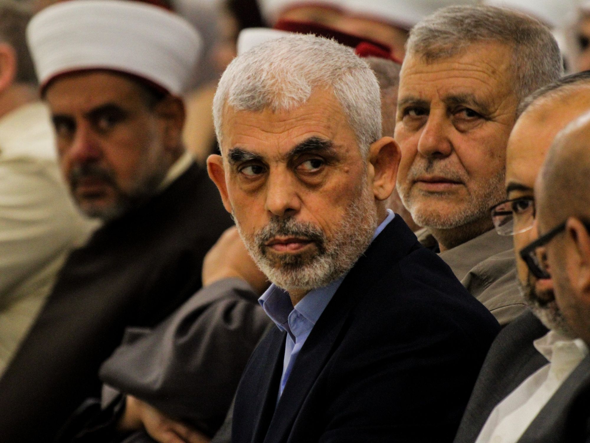 photo of sinwar with other people around