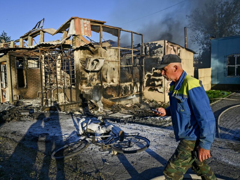 Photo of the centre of Vilniansk, a city close to the front line in Zaporizhzhia region, after Russian airstrikes