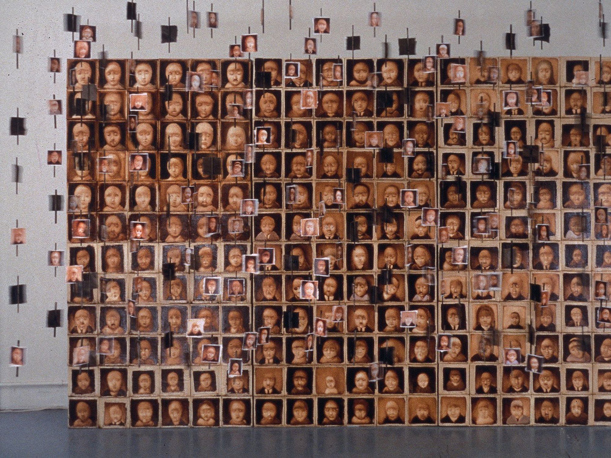 Photo of the installation by Sebastián Picker on the "disappeared" in Chile during the dictatorship of Augusto Pinochet.