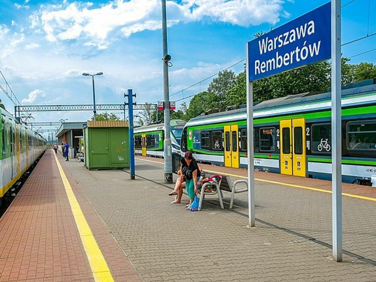 Photo of trains in the Warszawa Rembertów Station, Warsaw, Poland.