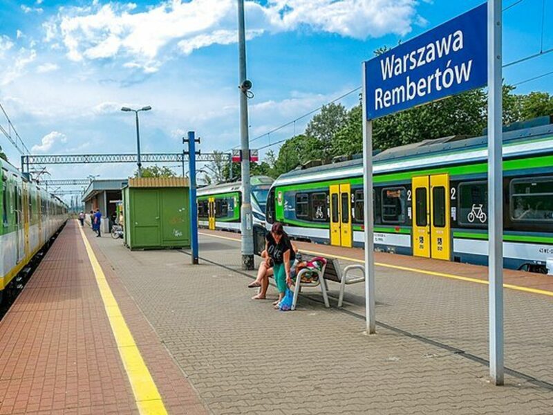 Photo of trains in the Warszawa Rembertów Station, Warsaw, Poland.