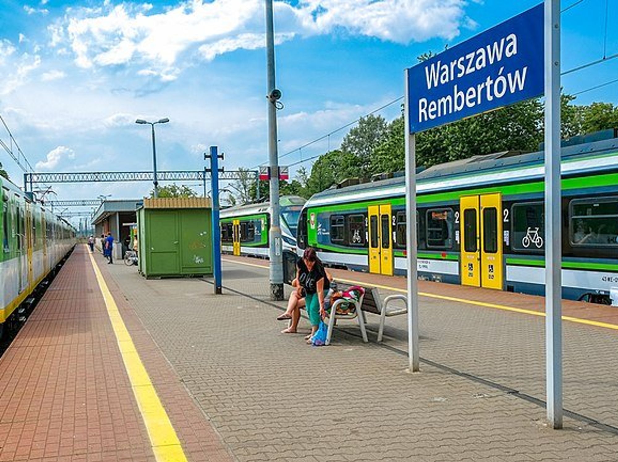 Photo of trains in the Warszawa Rembertów Station, Warsaw, Poland.
