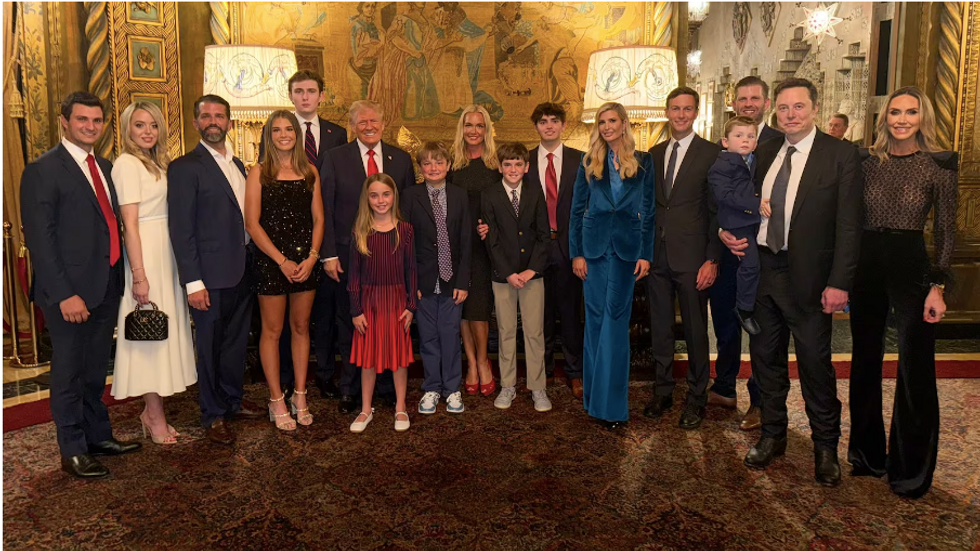 photo of trump family