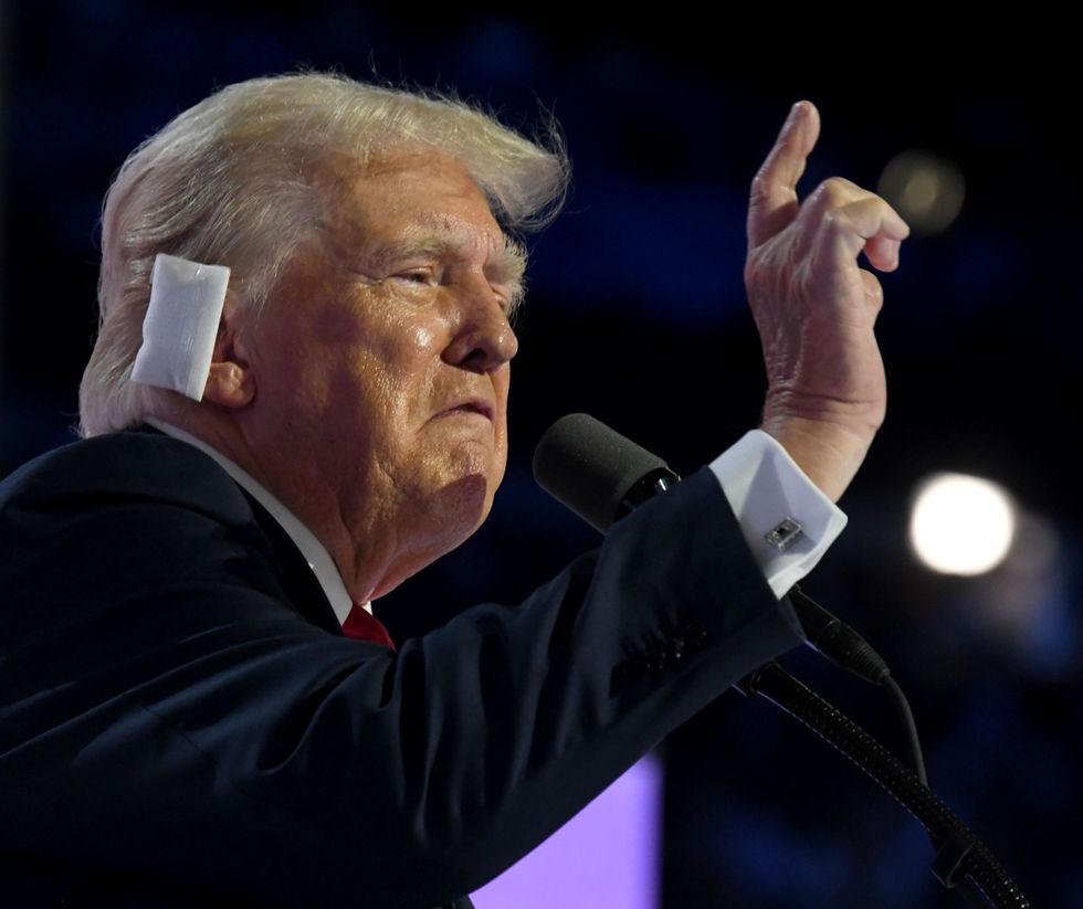 photo of trump yelling and pointing