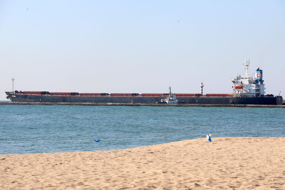 Photo of two bulk carriers with Ukrainian grain leave Chornomorsk sea port