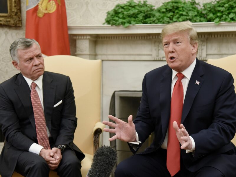 Photo of U.S. President Donald Trump and King Abdullah II during a meeting in the Oval Office at the White House, 2018.