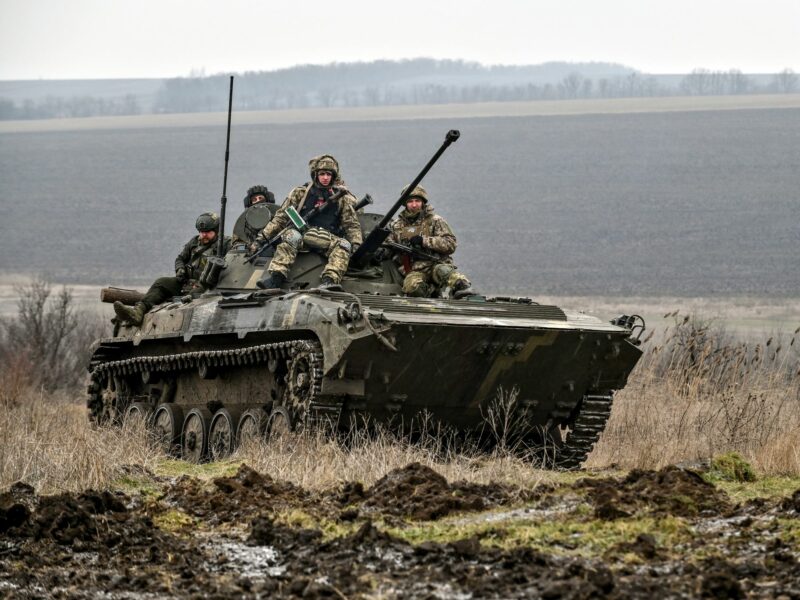 Photo of Ukrainian troops on a tank in the Zaporizhzhia Region​