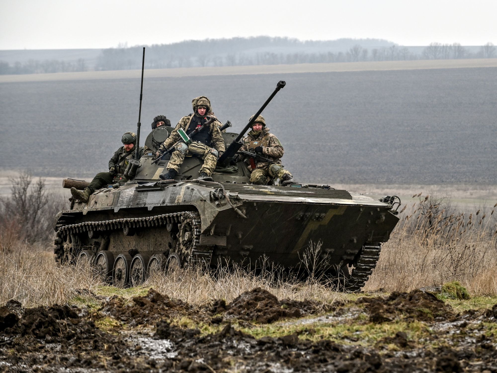 Photo of Ukrainian troops on a tank in the Zaporizhzhia Region​