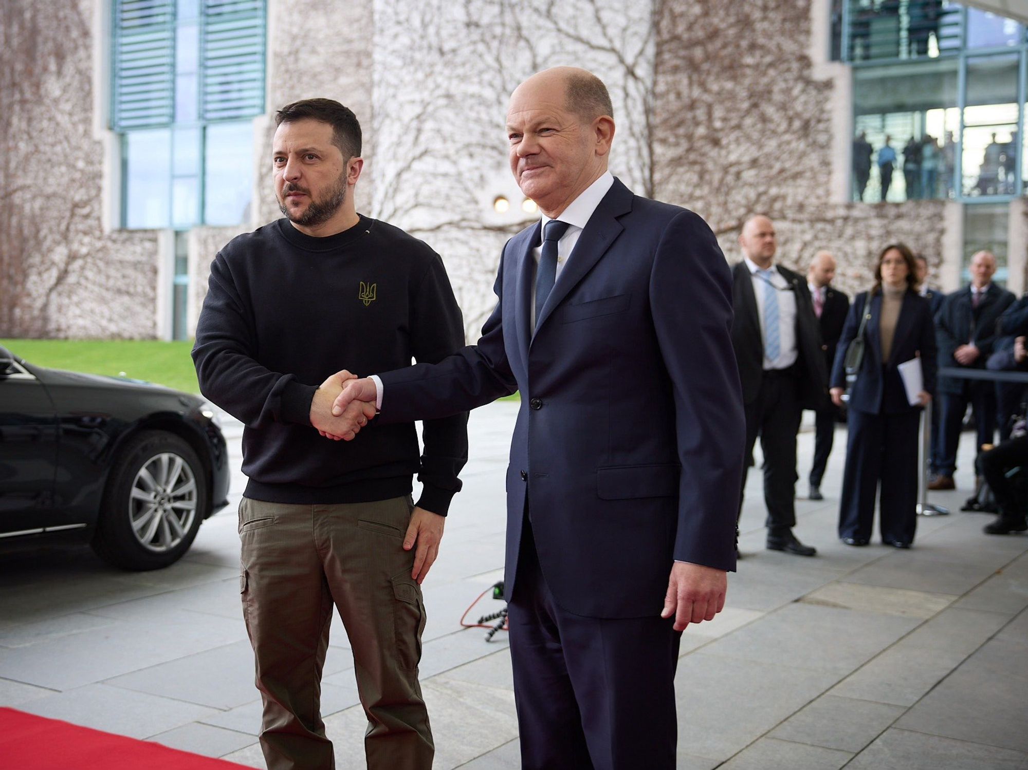 photo of zelensky and scholz
