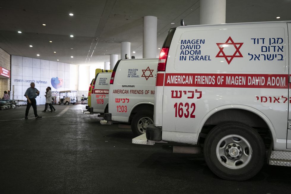 Photograph of ambulances lined up outside of a hospital in Ashkelon.