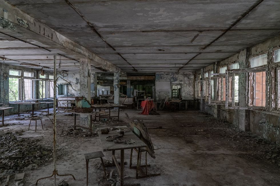 Picture of an abandoned building
